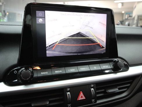 Used 2023 Kia Forte LXS w/ LXS Technology Package image 17