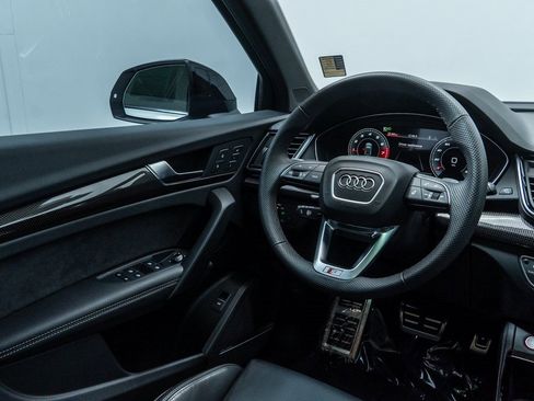 Used 2025 Audi SQ5 Premium Plus image 30