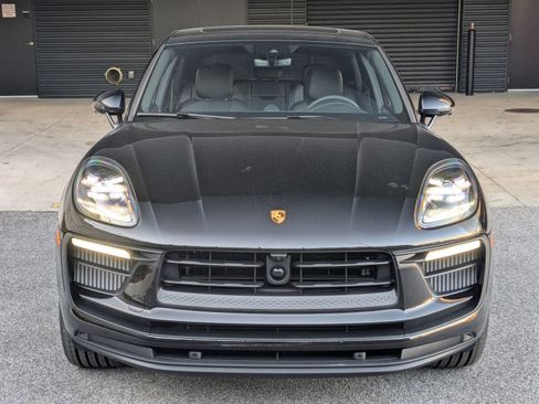 Certified 2026 Porsche Macan S AWD/4WD image 6