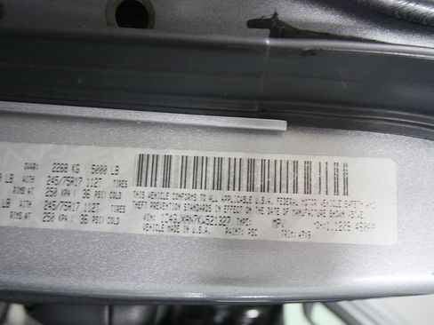 Used 2019 Jeep Wrangler Sport S AWD/4WD image 12