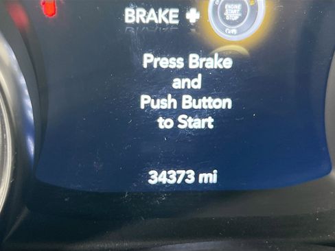 Used 2021 Jeep Wrangler Sport S image 12