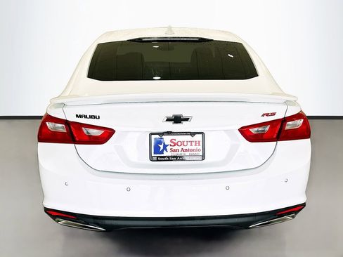 Used 2025 Chevrolet Malibu RS w/ LPO, Floor Liner Package FWD image 6