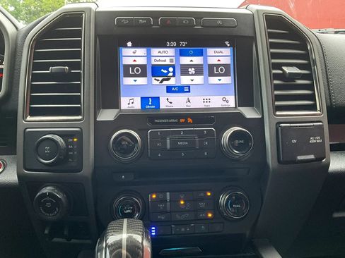 Used 2018 Ford F150 Raptor w/ Equipment Group 802A Luxury AWD/4WD image 32