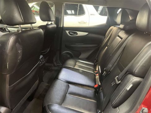 Used 2020 Nissan Rogue Sport SL w/ Premium Package image 13