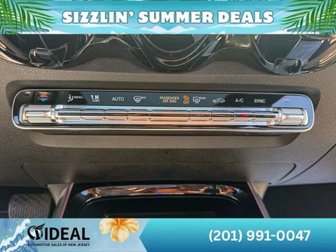 Used 2020 Mercedes-Benz GLB 250 4MATIC image 30