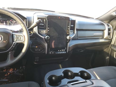 Used 2025 RAM 2500 Big Horn AWD/4WD image 14