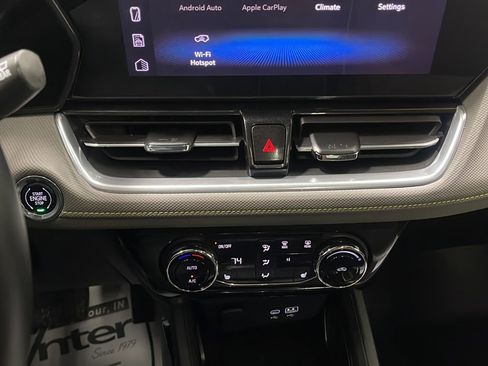 Used 2025 Chevrolet TrailBlazer ACTIV w/ Convenience Package AWD/4WD image 9