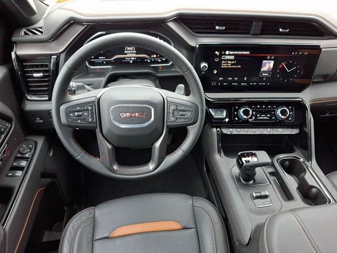 Used 2025 GMC Sierra 1500 AT4 AWD/4WD image 13