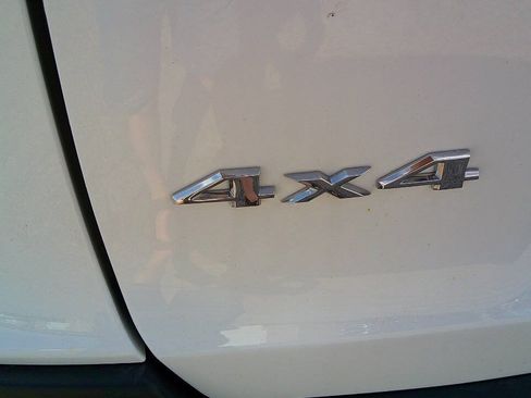 Used 2020 Jeep Cherokee Limited AWD/4WD image 12