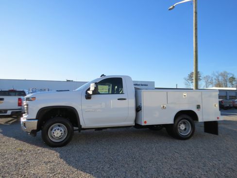 New 2026 Chevrolet Silverado 3500 W/T w/ WT Convenience Package AWD/4WD image 1