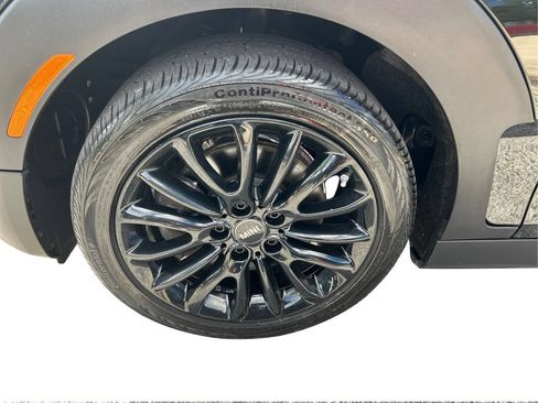 Certified 2023 MINI Cooper Clubman S AWD/4WD image 28