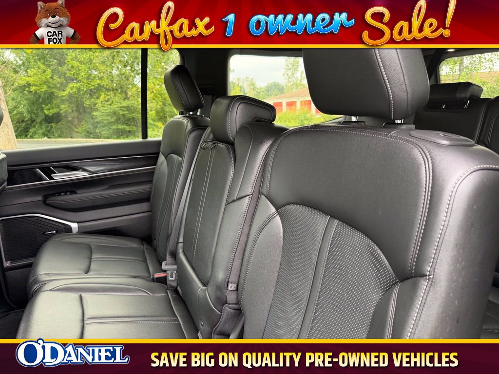 Used 2024 Jeep Wagoneer 4WD image 12