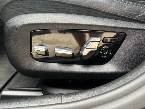 Used 2022 BMW 540i w/ M Sport Package RWD image 33