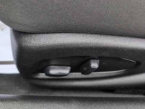 Certified 2023 Chevrolet Camaro LT w/ Technology Package image 15