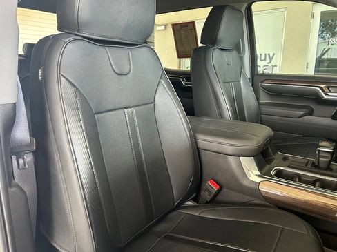 Used 2023 Chevrolet Silverado 1500 LT RWD image 27