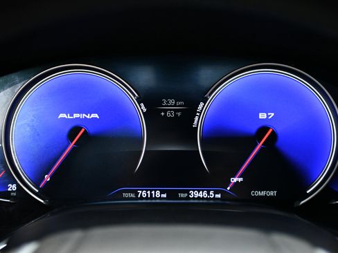 Used 2018 BMW ALPINA B7 xDrive image 29