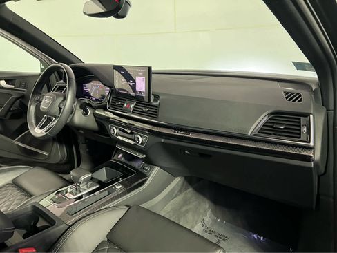 Used 2023 Audi SQ5 Premium Plus w/ Premium Plus Package image 25