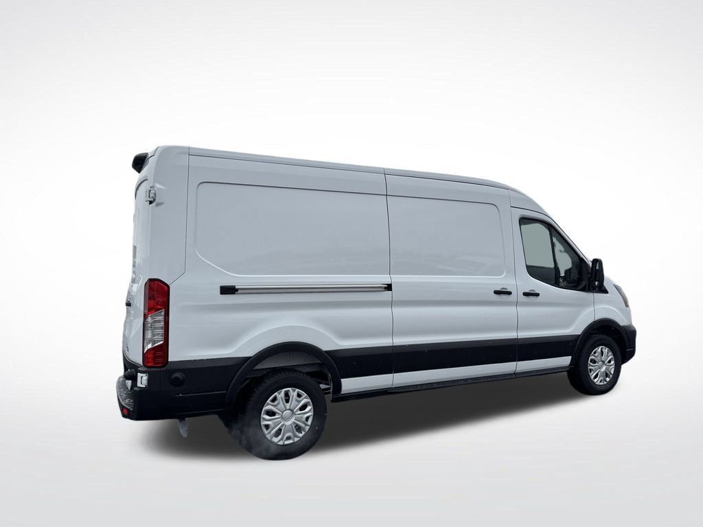 New 2026 Ford Transit 250 148 Medium Roof RWD image 4
