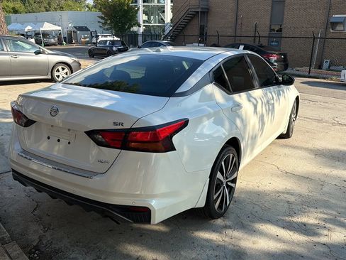 Used 2020 Nissan Altima 2.5 SR w/ Premium Package AWD/4WD image 5