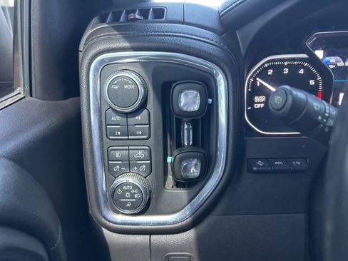 Used 2021 GMC Sierra 1500 Denali w/ Denali Ultimate Package AWD/4WD image 17