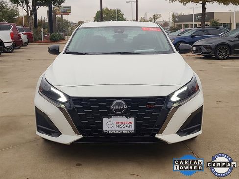 Certified 2024 Nissan Altima 2.5 SR image 5