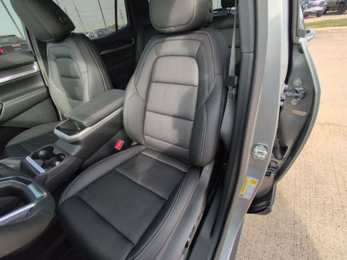 New 2026 GMC Terrain Elevation w/ Elevation Premium Package image 19