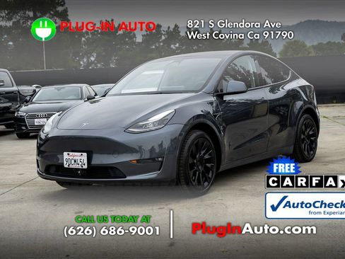 Used 2022 Tesla Model Y Long Range image 1