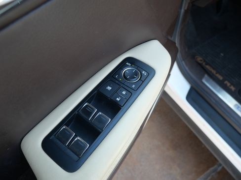 Used 2018 Lexus RX 450hL Premium w/ Premium Package image 7