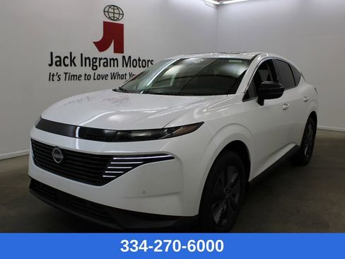 New 2025 Nissan Murano SL image 2