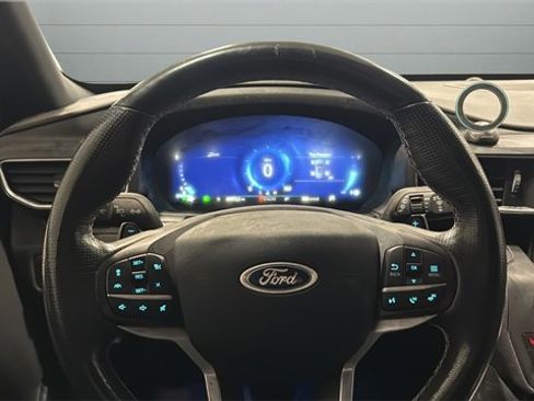 Used 2020 Ford Explorer ST w/ ST Street Pack image 15