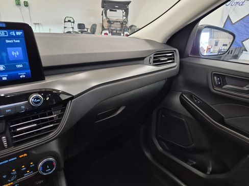 Used 2025 Ford Escape Active FWD image 18