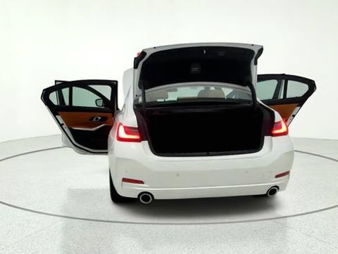 Used 2025 BMW 330i Sedan RWD image 15