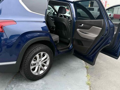 Used 2020 Hyundai Santa Fe SE image 39