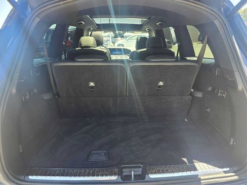Used 2025 Mercedes-Benz GLS 450 4MATIC image 15
