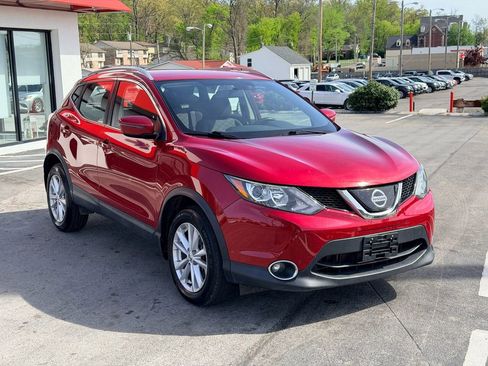Used 2018 Nissan Rogue Sport SV w/ SV All-Weather Package image 8