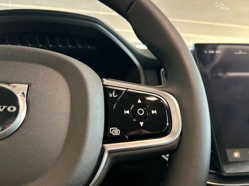 New 2026 Volvo XC90 B6 Plus w/ Protection Package Premier image 14