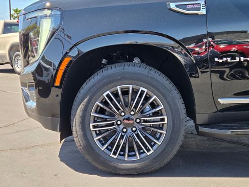 New 2026 GMC Yukon Elevation w/ Elevation Premium Package AWD/4WD image 5