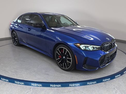 Used 2023 BMW M340i xDrive image 4