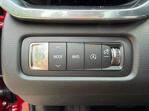 New 2026 GMC Acadia Denali Ultimate AWD/4WD image 13