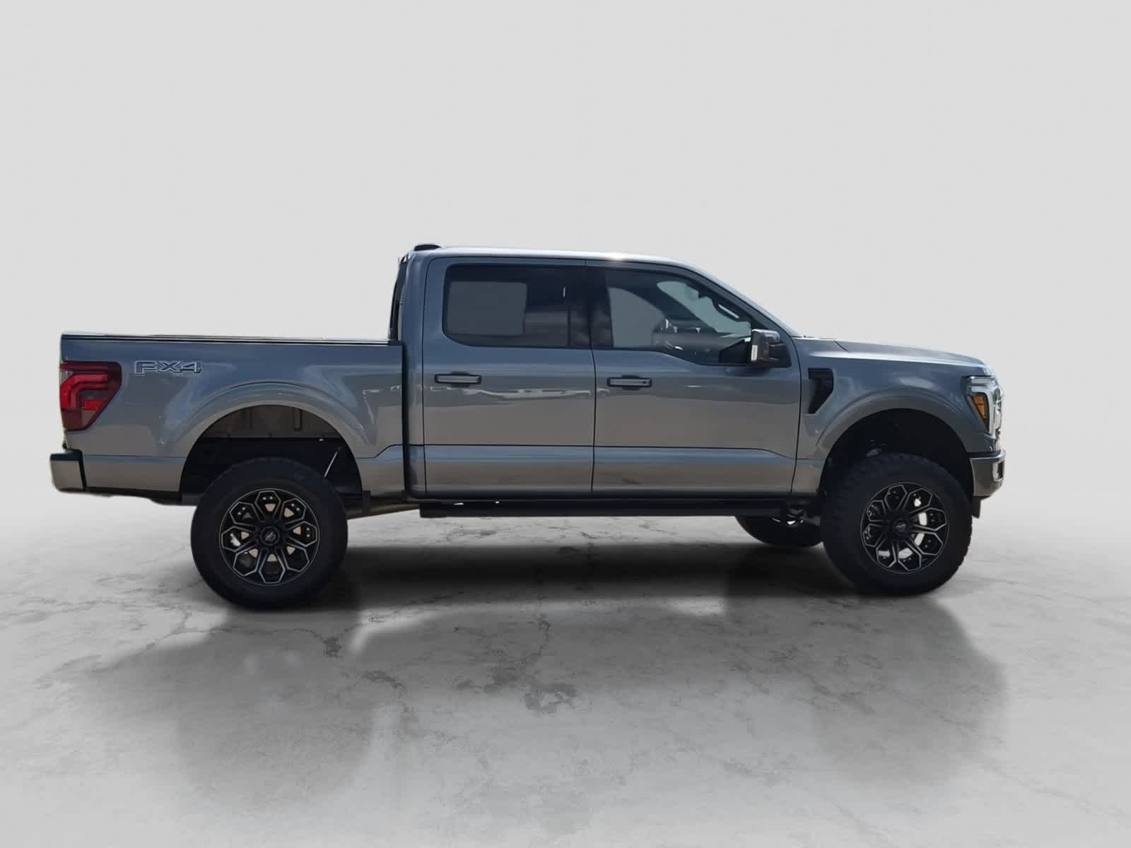 Used 2024 Ford F150 Lariat w/ FX4 Off-Road Package AWD/4WD image 9