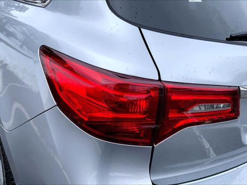 Used 2018 Acura MDX SH-AWD image 28