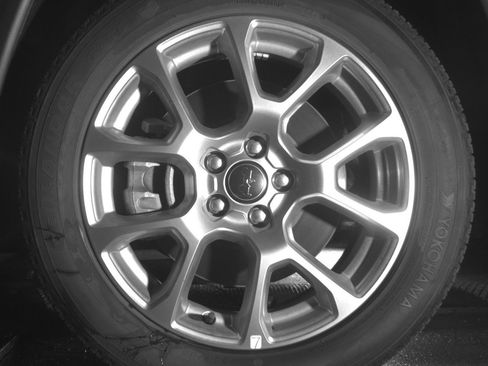 Used 2025 Jeep Compass Limited image 12