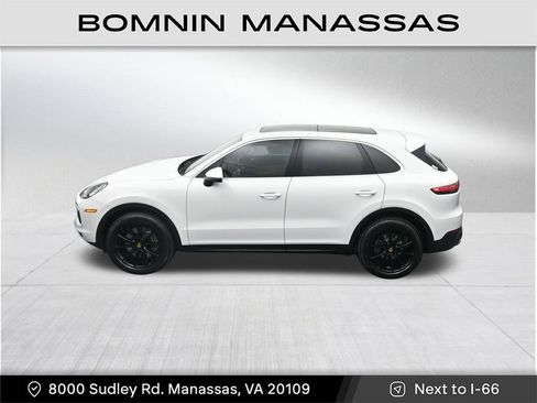 Used 2021 Porsche Cayenne AWD/4WD image 22