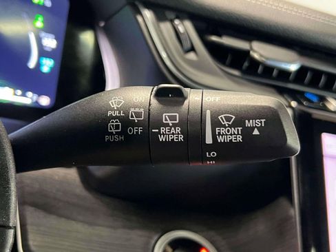 Used 2024 Jeep Grand Cherokee Limited 4xe image 27