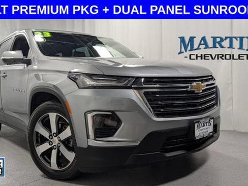 Used 2023 Chevrolet Traverse LT w/ LT Premium Package AWD/4WD image 1