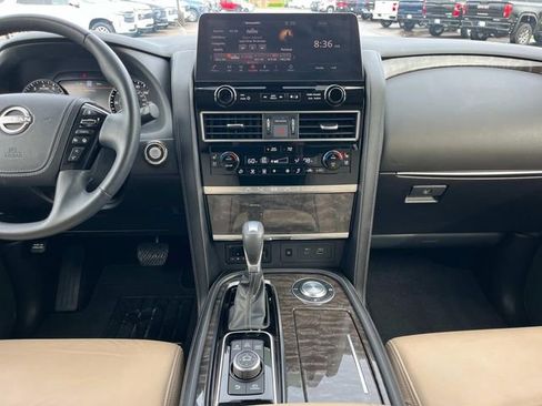 Used 2024 Nissan Armada Platinum w/ Captain's Chairs Package RWD image 19