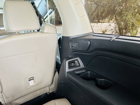 Used 2018 Honda Odyssey Elite image 13