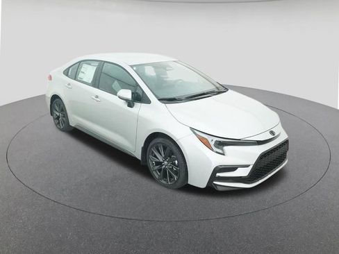 New 2026 Toyota Corolla SE image 13