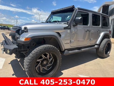 Used 2020 Jeep Wrangler Unlimited Sahara AWD/4WD image 23