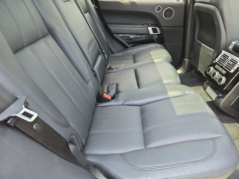 Used 2017 Land Rover Range Rover HSE AWD/4WD image 19